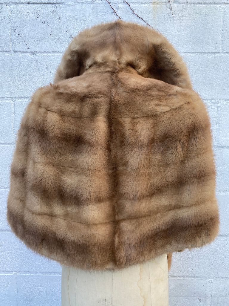 1940s / 1950s blonde Mink fur stole cape, hidden pockets,  lined,  monogramed, amazing condition, light brown cropped fur coat. Womens size  small-medium