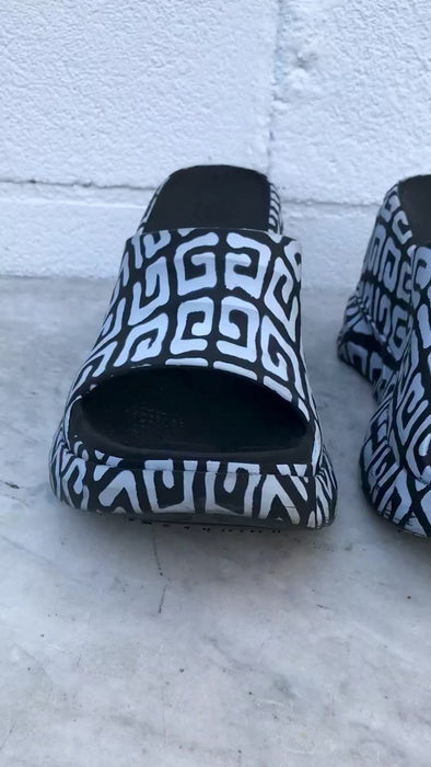 Givenchy x Chito Marshmallow Wedge Slide Sandals / Size 39 / 8.5      FREE SHIPPING