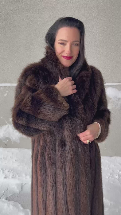 Vintage Brown H Goodman Furs NY long hair fur coat, Size Medium  